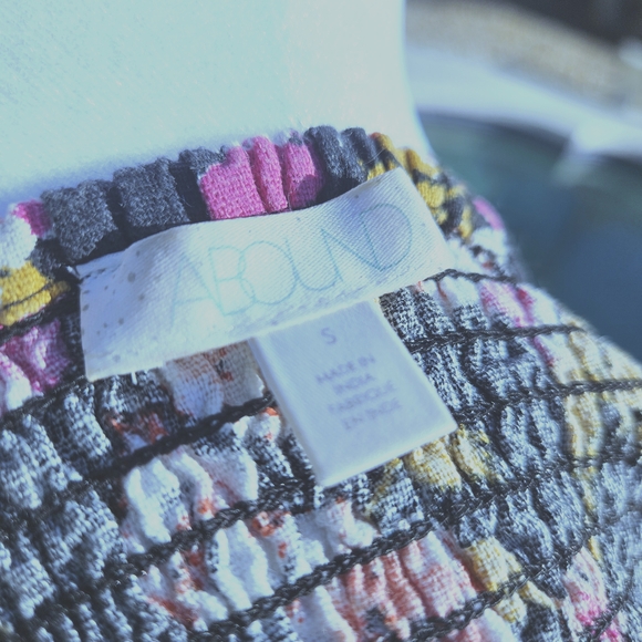 Abound Black Floral Cropped Top Size S Ruffles Feminine Coquette Girl Summer - Picture 13 of 13